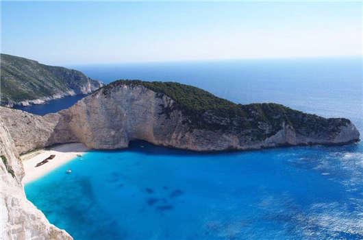 希臘黃金簽證狂攬20億歐元，中國占據(jù)半壁江山！